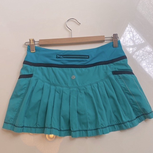 Vintage Lululemon 12’ skort - Picture 1 of 3